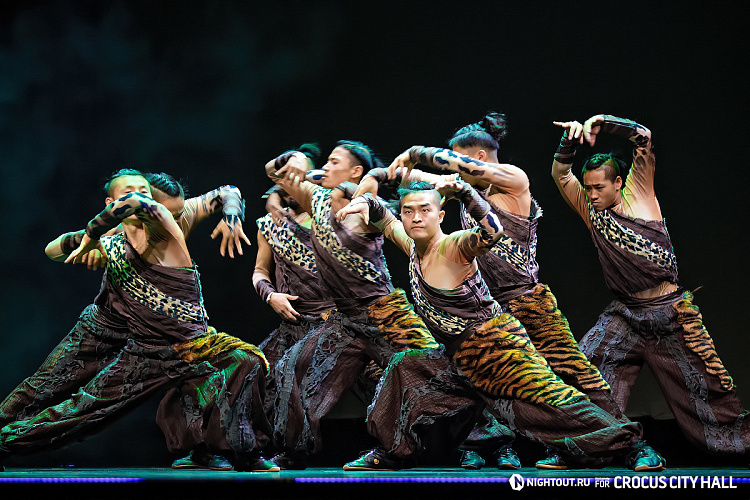 ШОУ ДЖЕКИ ЧАНА - ВРАТА ШАОЛИНЬ - фото 15