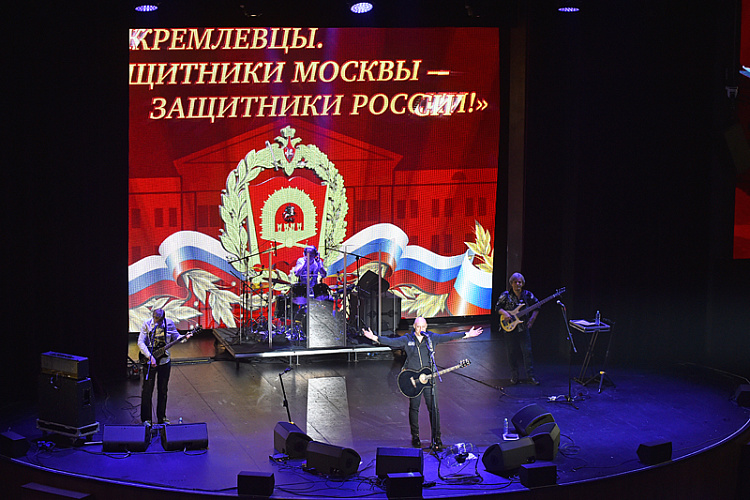 «Кремлевцы. Защитники Москвы - защитники России!» - фото 29
