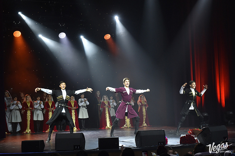 Астемир Апанасов. Сольный концерт - фото 19