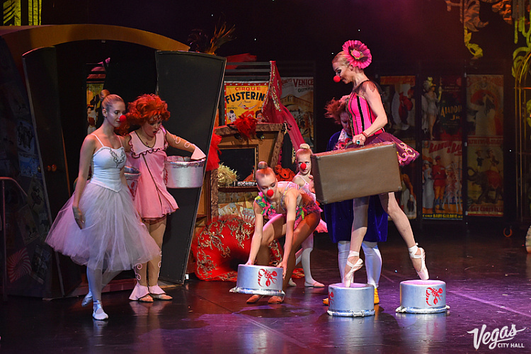 «Балерина в зазеркалье Цирка» - фото 52