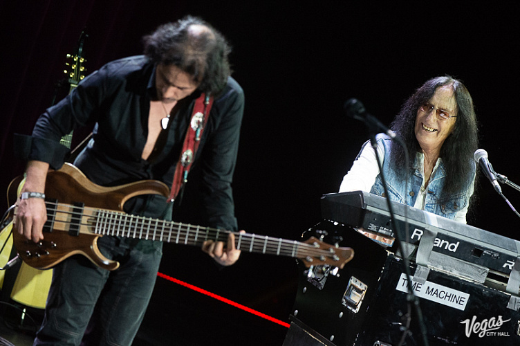 KEN HENSLEY & Live Fire - фото 21