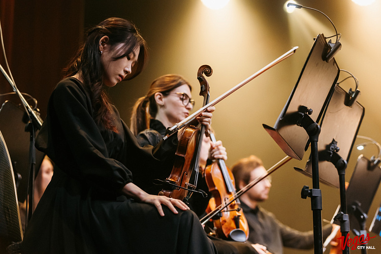 Оркестр Саgmo. Саундтреки Эйнауди - фото 4