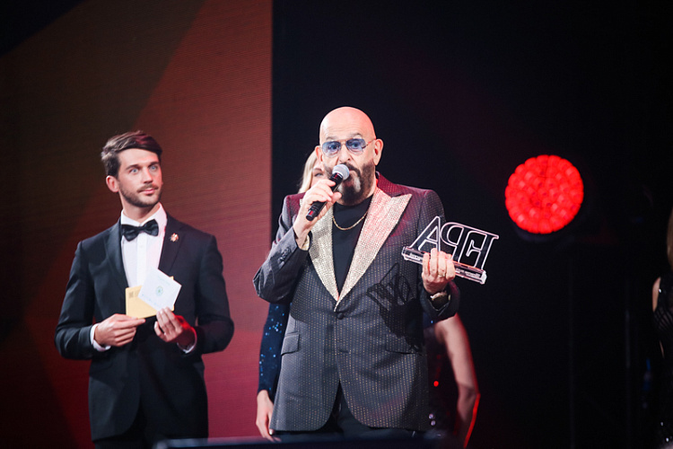 Ежегодная премия Fashion People Awards 2018 - фото 74