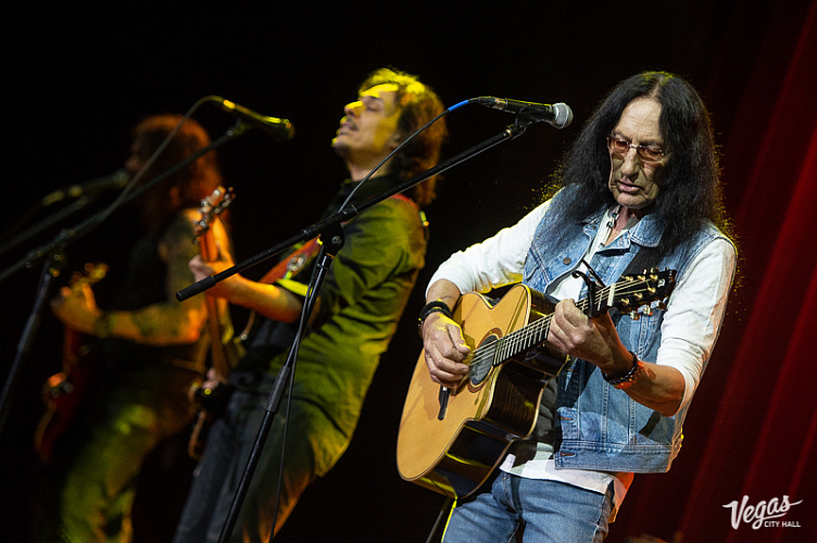 KEN HENSLEY & Live Fire - фото 34