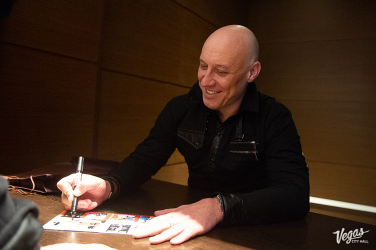 Денис Майданов - фото 56