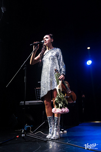 «Золотые Хиты Классики и Рока» Золотая скрипка России LЕОNARDA & Her Band «OPERA XXI» - фото 41