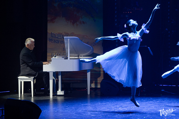 Александр Морозов - фото 11