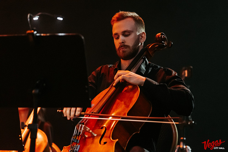 Оркестр Саgmo. Саундтреки Эйнауди - фото 2