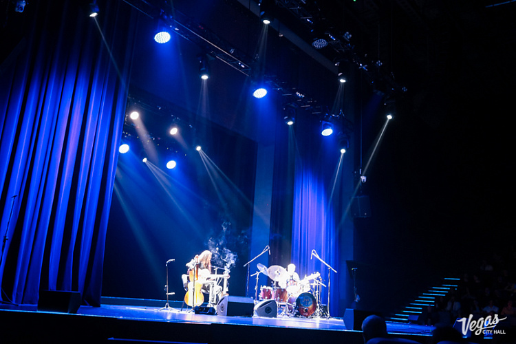 Estas Tonne and Michael Shrieve - фото 34