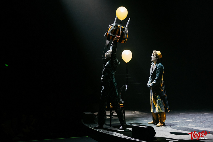 Музыкальный шоу-спектакль «12 Стульев» - фото 16