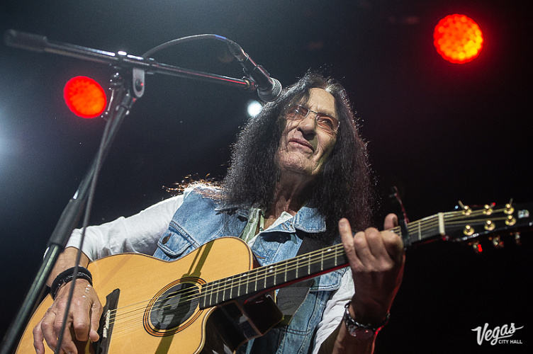 KEN HENSLEY & Live Fire - фото 32