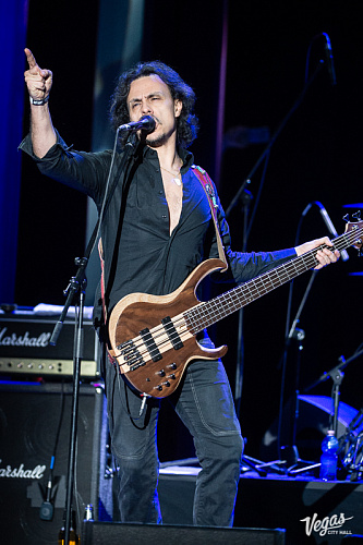 KEN HENSLEY & Live Fire - фото 11