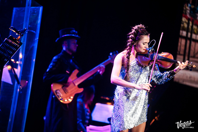 «Золотые Хиты Классики и Рока» Золотая скрипка России LЕОNARDA & Her Band «OPERA XXI» - фото 28