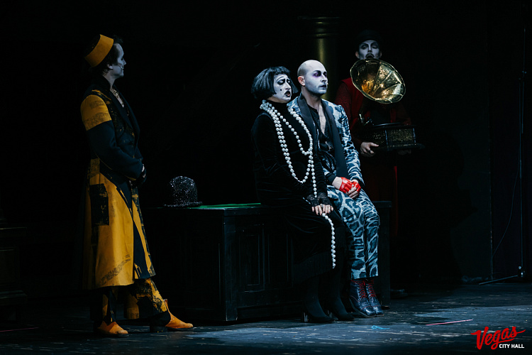 Музыкальный шоу-спектакль «12 Стульев» - фото 19