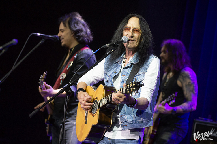 KEN HENSLEY & Live Fire - фото 14