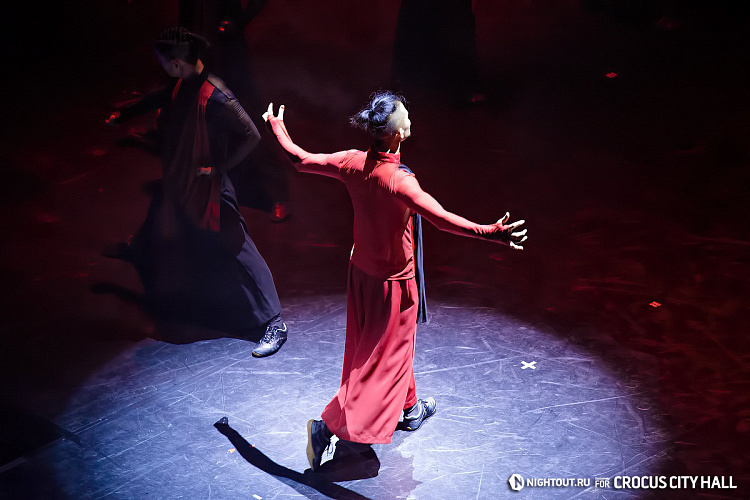 ШОУ ДЖЕКИ ЧАНА - ВРАТА ШАОЛИНЬ - фото 52