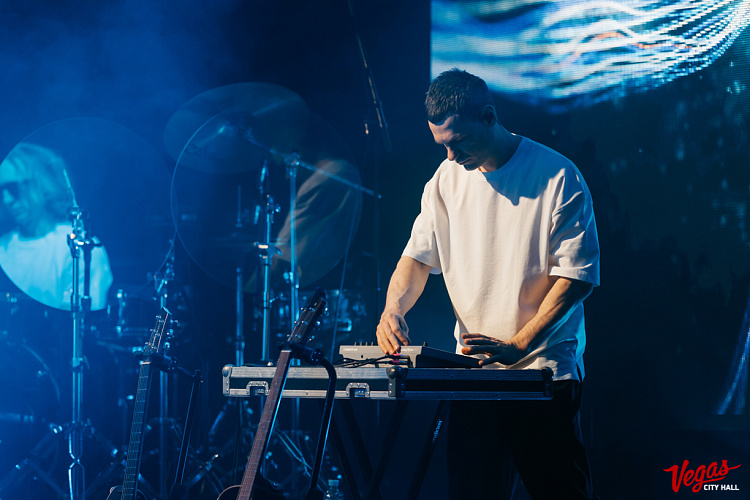 Группа Triangle Sun - фото 22