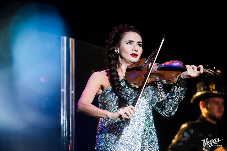 «Золотые Хиты Классики и Рока» Золотая скрипка России LЕОNARDA & Her Band «OPERA XXI» - фото 33