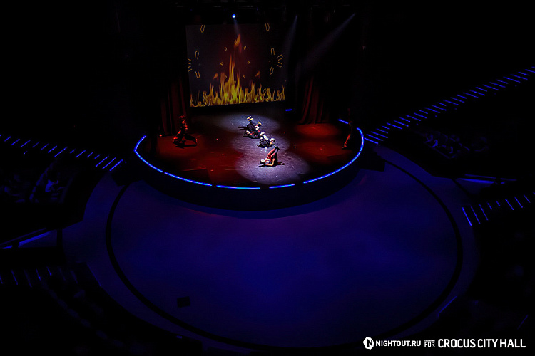 ШОУ ДЖЕКИ ЧАНА - ВРАТА ШАОЛИНЬ - фото 55