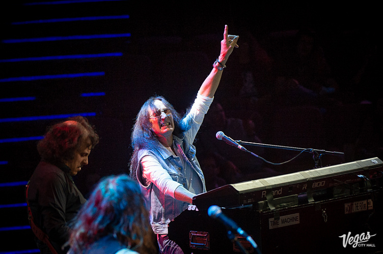 KEN HENSLEY & Live Fire - фото 28
