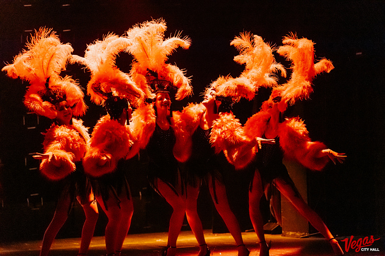 Музыкальный шоу-спектакль «12 Стульев» - фото 11