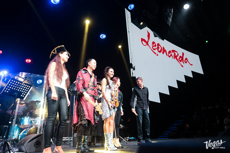 «Золотые Хиты Классики и Рока» Золотая скрипка России LЕОNARDA & Her Band «OPERA XXI» - фото 37