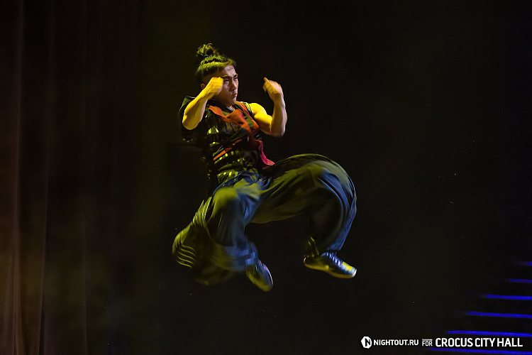 ШОУ ДЖЕКИ ЧАНА - ВРАТА ШАОЛИНЬ - фото 78