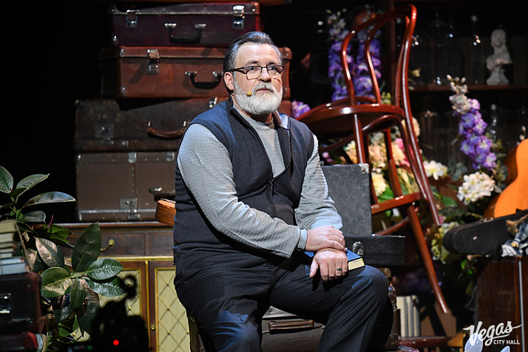 Александр Литвин - фото 1