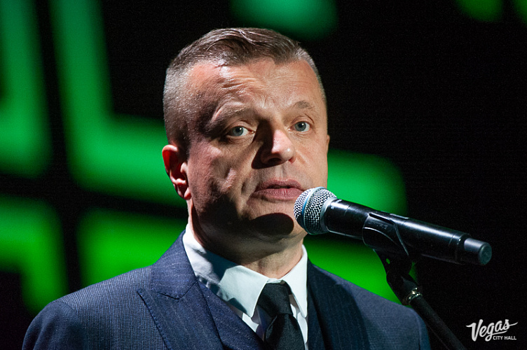 Леонид Парфёнов «Намедни и всегда» - фото 3