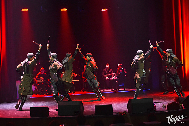 Астемир Апанасов. Сольный концерт - фото 27