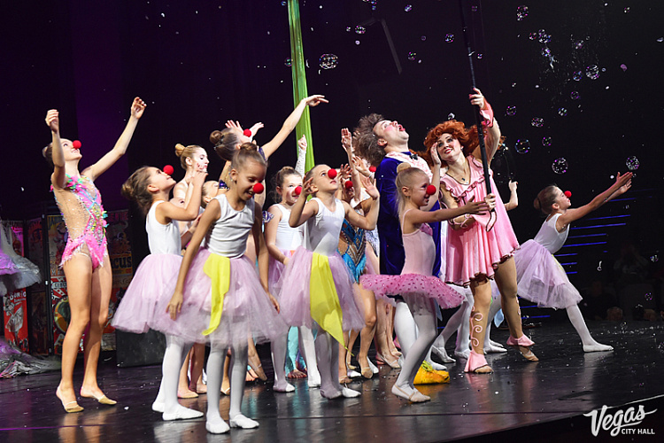 «Балерина в зазеркалье Цирка» - фото 56