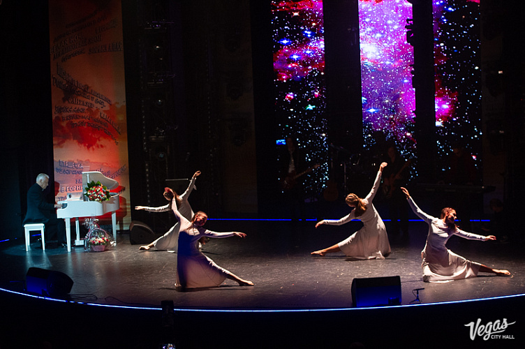 Александр Морозов - фото 12