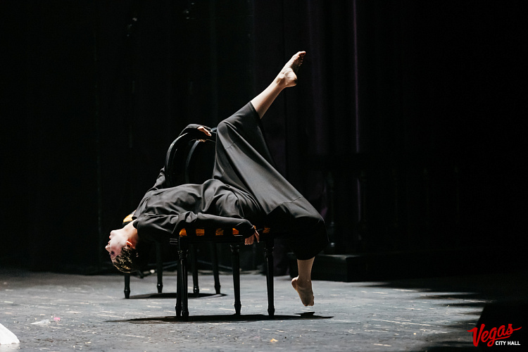 Музыкальный шоу-спектакль «12 Стульев» - фото 7