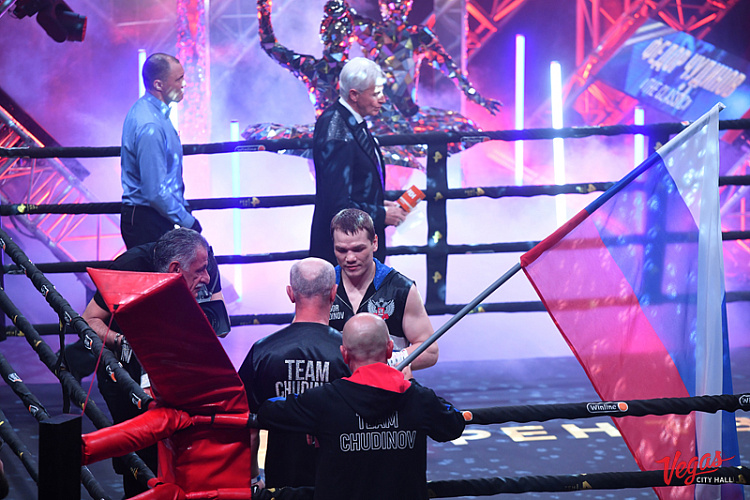 БОЙЦОВСКИЙ КЛУБ СУПЕРСЕРИЯ. БОЙ ЗА ТИТУЛ РЕН ТВ. ФЕДОР ЧУДИНОВ – АЗИЗБЕК АБДУГОФУРОВ - фото 29